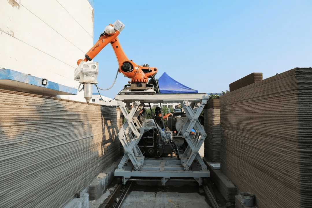 徐衛(wèi)國(guó)教授團(tuán)隊(duì) 3D打印機(jī)器人革新混凝土泵送，為低收入群體建造未來(lái)住宅